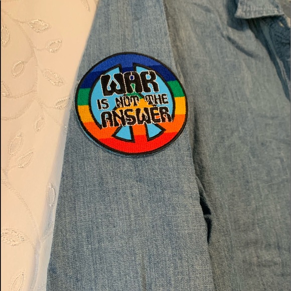 Women’s jean shirt with patches - Picture 2 of 6